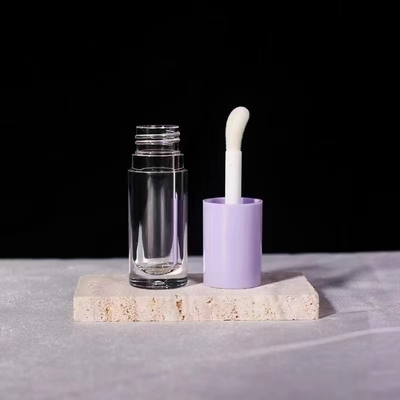 반짝이는 빈 튜브 사용자 지정 로고 검은 컨테이너 브러쉬와 함께 5ML 립 반짝이는 튜브 기울기 립