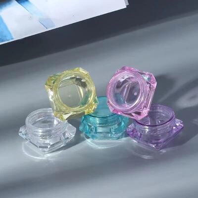 휴대용 여행 스킷 PS 재료 3g 5g 투명한 크림 잔 여러 가지 색상 옵션 지원 컬러 실크 인쇄 사용자 정의 피부 관리 패키지에 사용됩니다